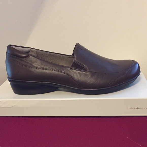 naturalizer channing loafers